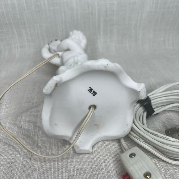 Vintage Porcelain Bisque Nightlight Lamp Shade Boudoir Glass Chimney AS IS - Picture 10 of 10